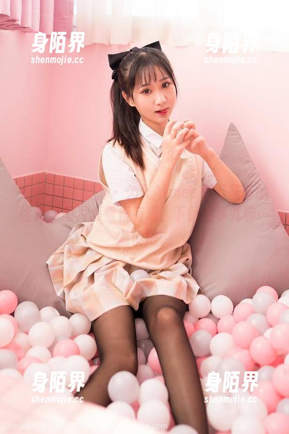 Feilin嗲囡囡 - 久久Aimee对万圣节的诠释，图片质量很有趣，下载这事儿嘛…随便吧。