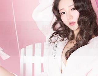 GIRLT果团网 – 一组迷人的护士资源，little贝壳喵让我对白大褂的印象改观。