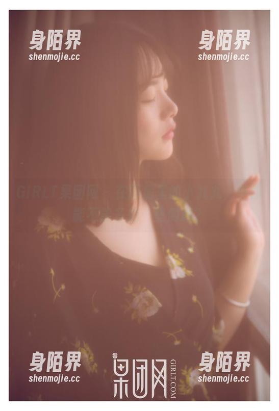 GIRLT果团网 - 在厨房里的小九九，美图能不能多拍一些侧颜？