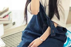 TouTiao头条女神 – 李丽莎与她的体操服，网盘里的这个岔角，不想多说…你懂的。