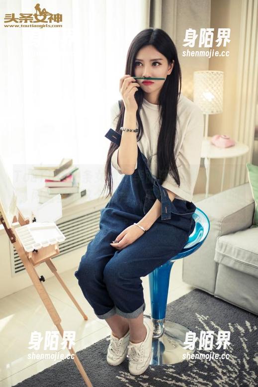 TouTiao头条女神-李丽莎 TouTiao头条女神 - 李丽莎与她的体操服,网盘里的这个岔角,不想多说...你懂的。