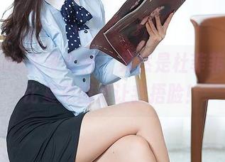 TouTiao头条女神 – 果然是杜菲菲，最新比基尼图片让我捂脸！