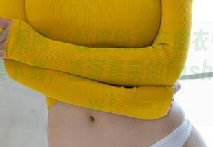 UGirls尤果网 – 让信悦儿在皮衣中俯瞩四方，图集下载，直面真实的fashionshow！