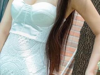 UGirls尤果网 – 周妍希的粉色在线写真，真能让人多看几眼吗？