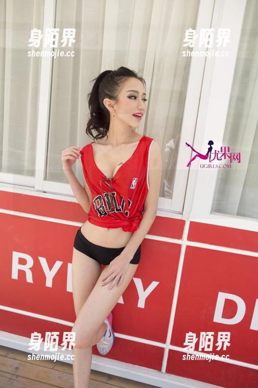 UGirls尤果网-张馨彤 UGirls尤果网 - 张馨彤:浴室的反思,原图资源是否引发你的脑洞?