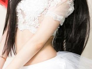 UGirls尤果网 – 王瑞儿的短裤写真，一不小心就要“分享”给全世界！觉得羞涩的赶快来拉个队吧！