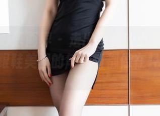 XIAOYU语画界 – 走出甜美的小海臀Rena，高跟鞋美图的每一帧都像在轻声低语。