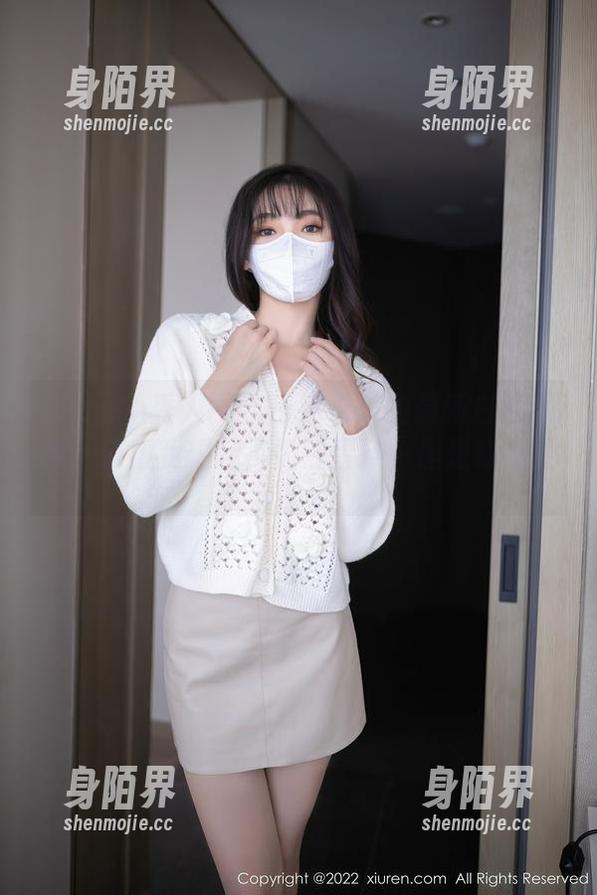 Xiuren秀人网 - 千夜未来的最新白色图集，惊得我想起了奶油蛋糕…但是缺奶油。