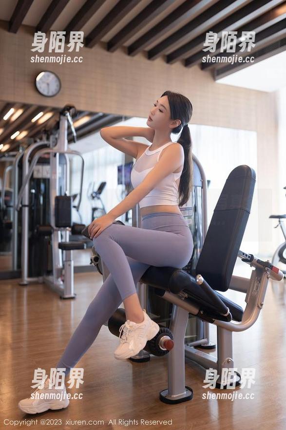 Xiuren秀人网-安妮Tess Xiuren秀人网 - 安妮Tess内衣写真全集:有些事我只能默默看……