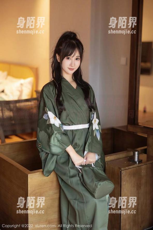 Xiuren秀人网 - 小兔纯纯私拍反转，每一张原图都像黑白电影中的女主角！可惜导演没来！