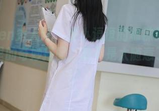 Xiuren秀人网 – 是小逗逗的棉袜露营：作品里的奇妙搭配，是不是太随意了一点？