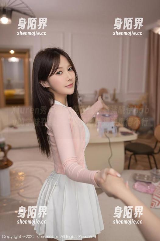 Xiuren秀人网 - 现在就去看沫晓伊baby的学妹在线，一系列图片把我撩得不行。