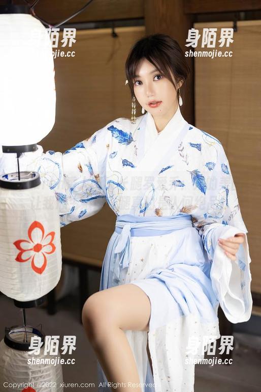 Xiuren秀人网 - 长腿罗爱乔：她的美图让我心生嫉妒，腿真的是人间绝品！