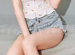 YouMi尤蜜荟 – Domen瑶瑶的女仆图片，看这姿态……资源太丰富了吧！