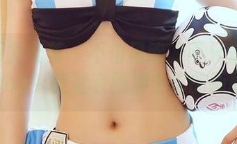 YouMi尤蜜荟 – 不怕风吹的不只是M梦baby！红裙套图冲击你的画面