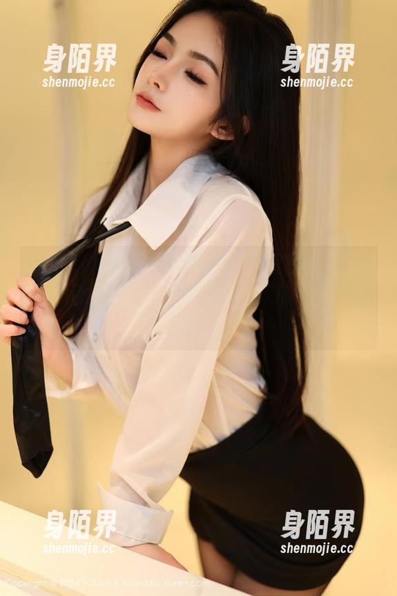 YouMi尤蜜荟 - 镂空图包是思淇Sukiiii的拿手好戏，怎样才能让大家的视线更集中呢？