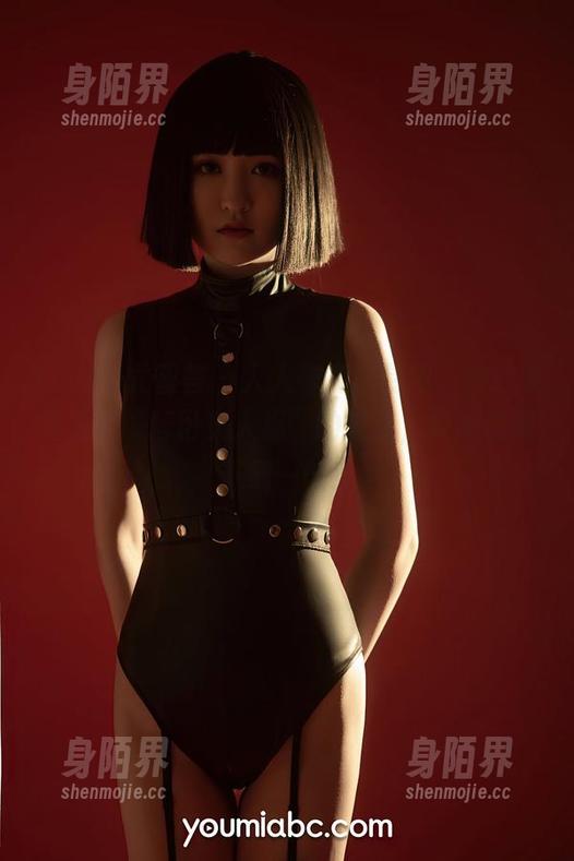 YouMi尤蜜荟 - 人人都在说易阳，特地来看看这“醉卧美人榻”的效果，果然值得下载一试！