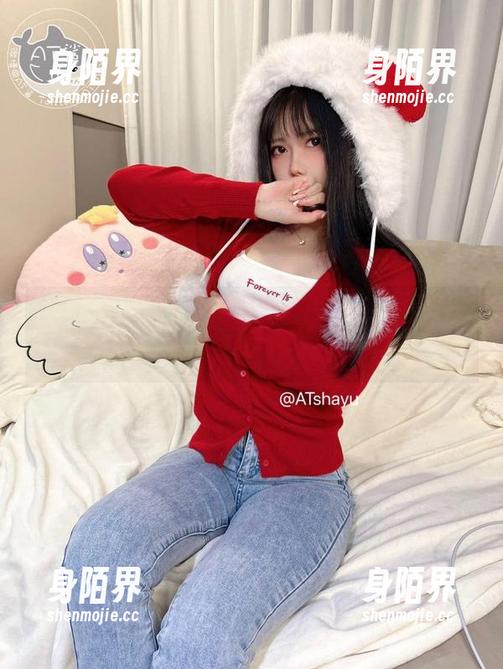 at鲨鱼的美脚，网盘里的天堂，下载后能不能一睹为快？