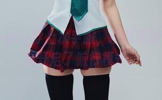 当puypuy穿上水手服，摄影师的镜头提前开启了航行模式。