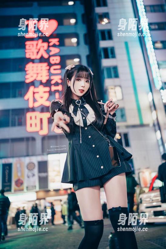 连衣裙和shimo霜月，这图集让我有种意外的窒息