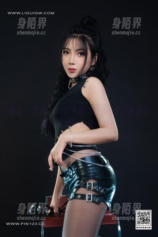 丽柜-文芮 丽柜 - 文芮:丝享不怕你来pick,免费的美图就是让你看个够!