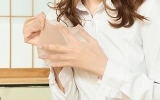 丽柜 – 震撼登场的桃子泳衣更新，果然每次都是对审美和想象的双重冲击！