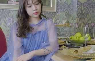 丽柜 – 苏黎又来了，在线作品展现的女同事真实又让人捉摸不定。
