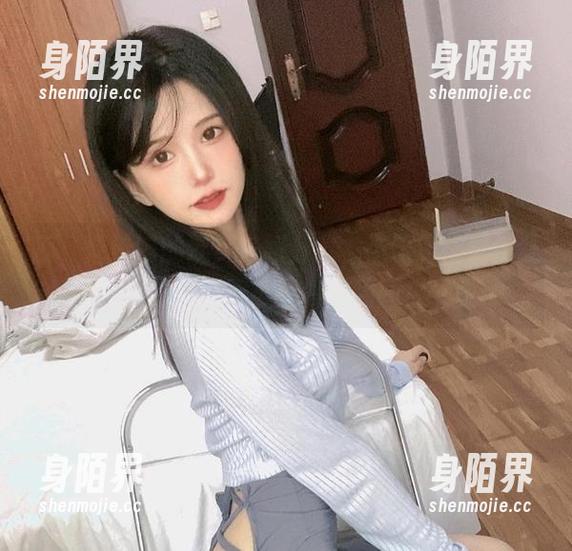 咦，倦倦喵的埃罗芒阿分享，cos风格居然让我想到了小时候的动画！