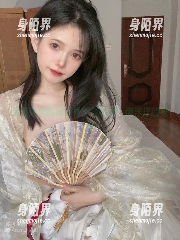 倦倦喵的睡眼惺忪女孩资源：懒洋洋的美好
