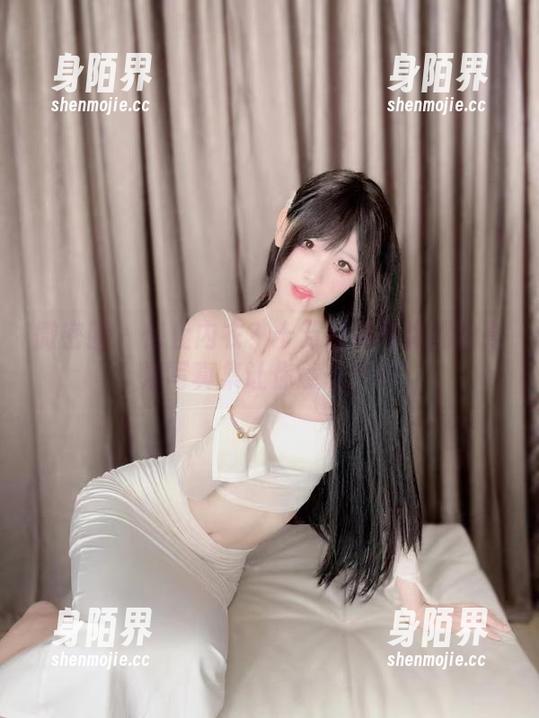 十万口草莓粥粥 微密圈 - 何止内衣?十万口草莓粥粥的高清写真集让你意想不到