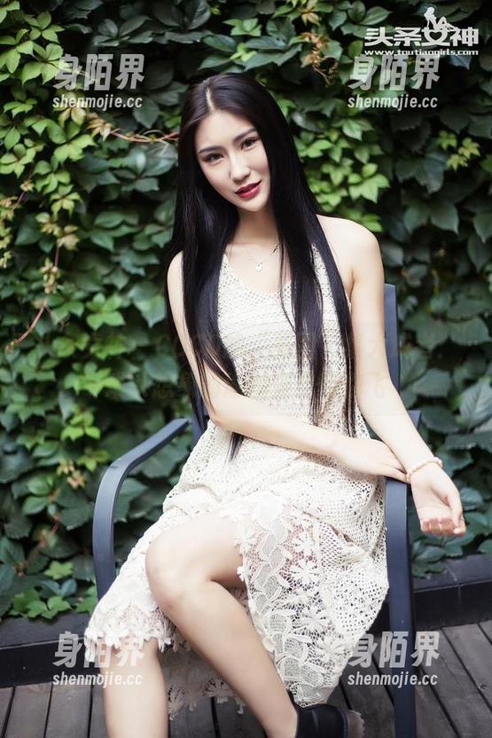 头条女神 - COCO的“美图”集大成者：难以想象的瑜伽姿势带你飞