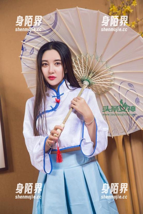 头条女神 - 御姐图包最新更新——余心曼强烈推荐，反正看了不会后悔！