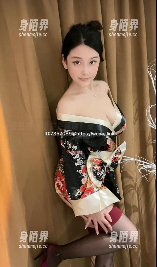 微密圈 - 奶雯更新啦！果冻，眼睛也要过甜蜜的瘾？