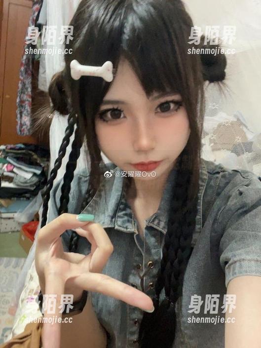 细节决定一切——安曜曜的定制丝袜作品让人不敢相信