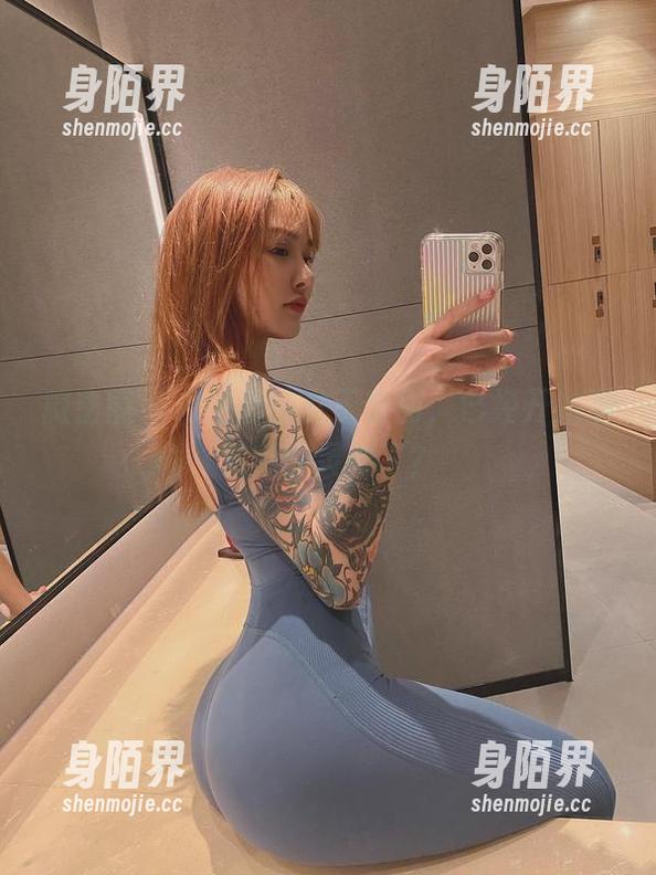 微密圈 - 宋昱欣的女王套图，已经开始凝视我的灵魂了？
