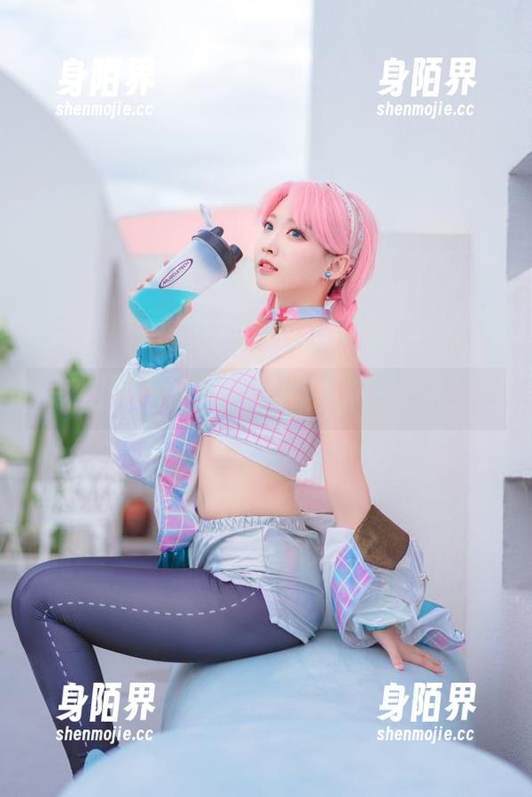 一秒上线，宫本桜的校服，你的掌中宝？