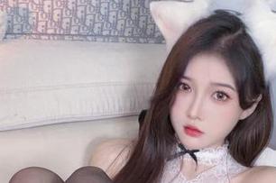 这，也许是最萌的壁纸？小小奶瓶儿兔女郎写真来啦！