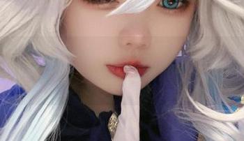 小瑶幺幺的裸足图片合集——我发现我的脚丫子顿时变得不那么好看了…