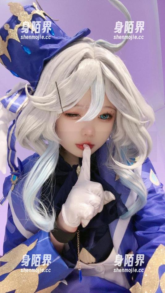 小瑶幺幺的裸足图片合集——我发现我的脚丫子顿时变得不那么好看了…