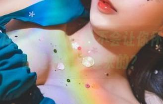 这组图库里的旗袍，会不会让你怀疑小酥酱是不是穿越来的？