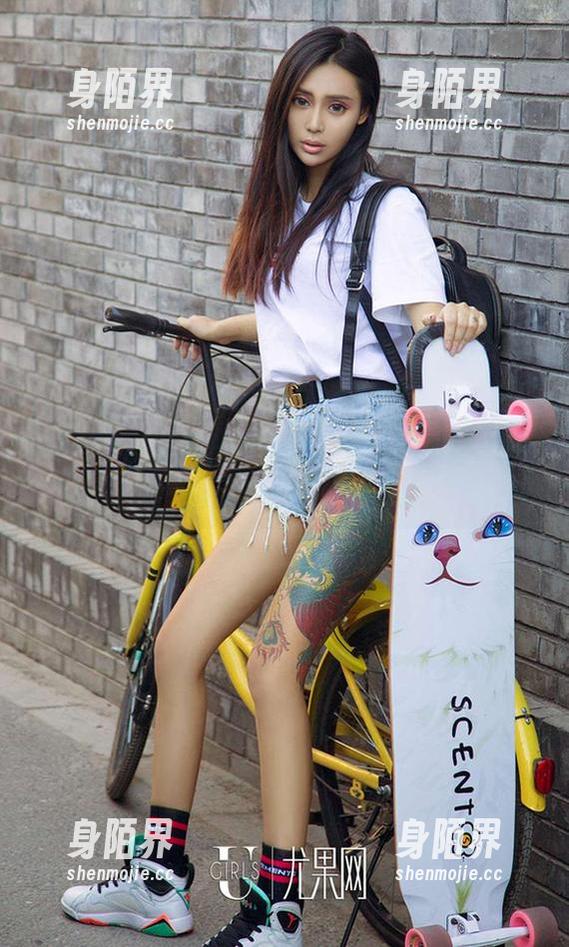 尤果网 - 从黑白到资源，菲儿的写真就像是一场无敢无畏的游戏！