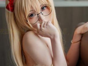 幼水铃衣的Miku：图包里的小惊喜，福利遍地散！