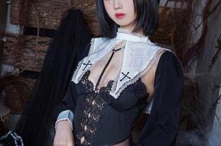 念雪ww修女写真集：清纯中透着一丝小小的放肆