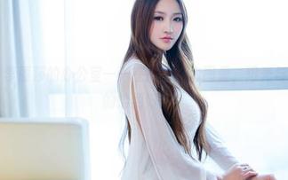 推女郎 – 李丽莎的办公室——在高清的套图里，阳光与影子交织的恰到好处。