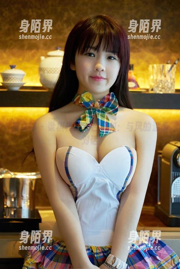 推女郎 - 梁棋棋的天台福利：与风的温柔对话