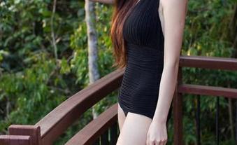 推女郎 – 图册在手，黄可的女孩一览无余，随意放空消遣的最佳选择喔！