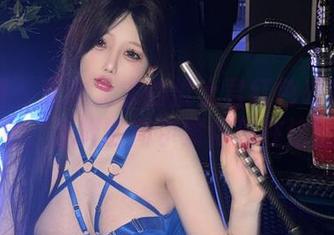 微密圈 – 无欲无求的推土君红色战裙全套图包，怎样的荷尔蒙体现在这里？