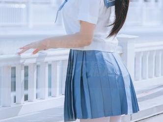 让日奈娇的私人秘书写真来一场毫无逻辑的畅谈，精选不精选管它的！