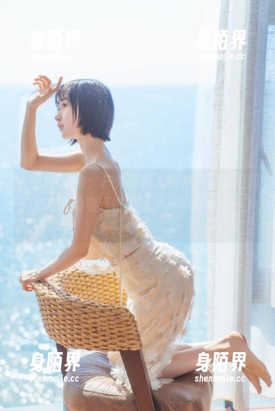 木绵绵OwO：户外写真大挑战，原来拍照拍到野生动物还得不停换姿势…分享一下！”
