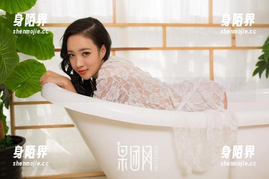 果团网 - 王语纯的自拍，定制出我心目中的最佳写真样板！